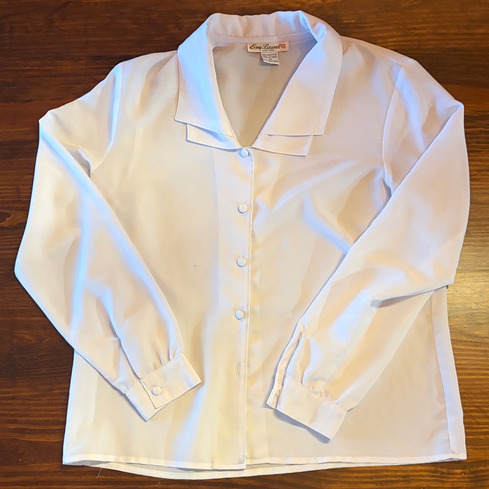 Vintage White Eva Laurel Button-Up Blouse